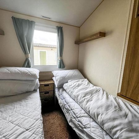 Lovely 6 Berth Caravan For Hire At Barmston Beach Holiday Park Ref 62062Hc Lund Екстериор снимка