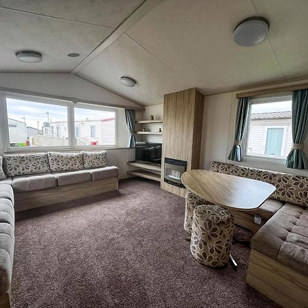 Lovely 6 Berth Caravan For Hire At Barmston Beach Holiday Park Ref 62062Hc Lund Екстериор снимка