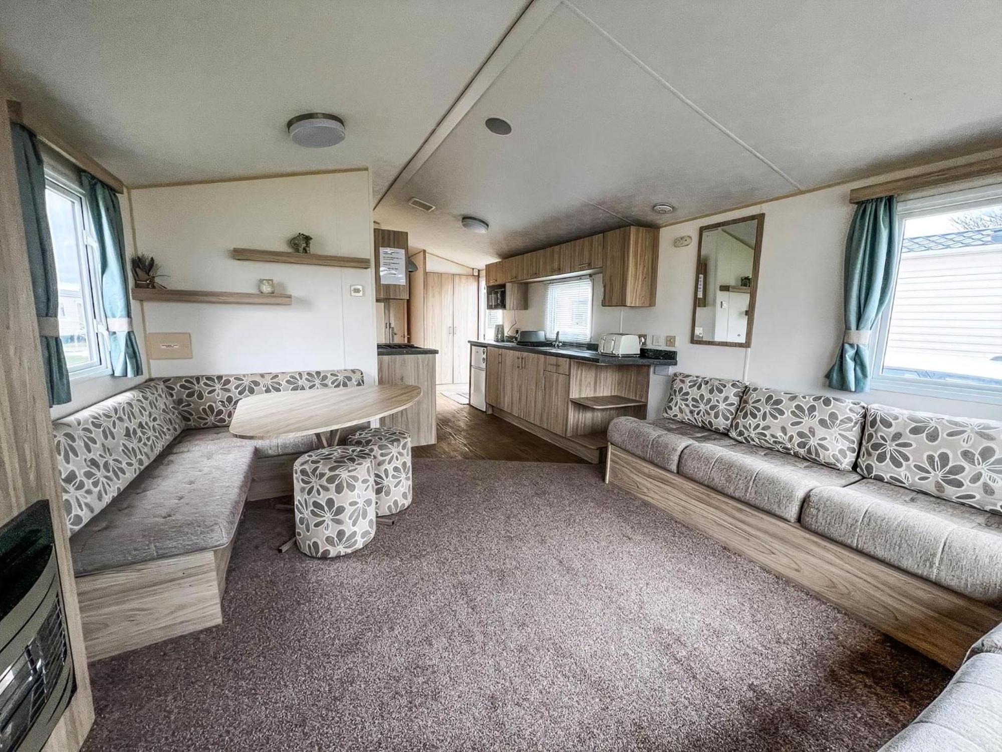 Lovely 6 Berth Caravan For Hire At Barmston Beach Holiday Park Ref 62062Hc Lund Екстериор снимка